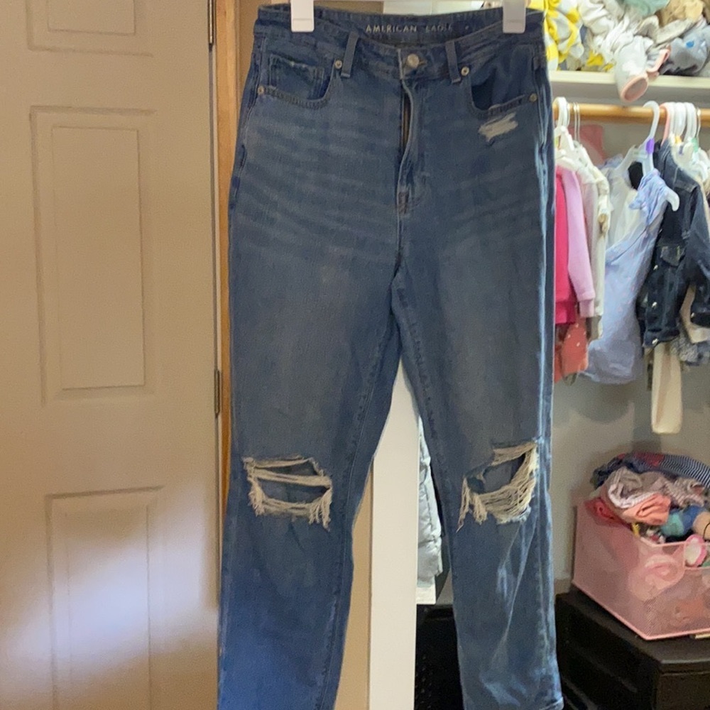 American Eagle mom jeans
